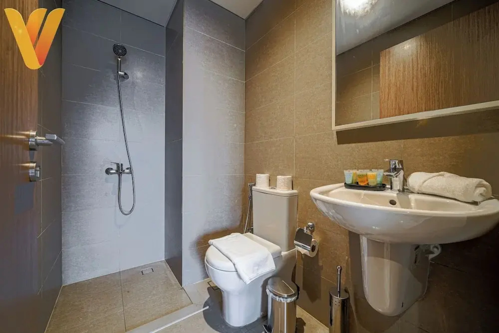 Venduras - Stunning 1BR At Orra Marina