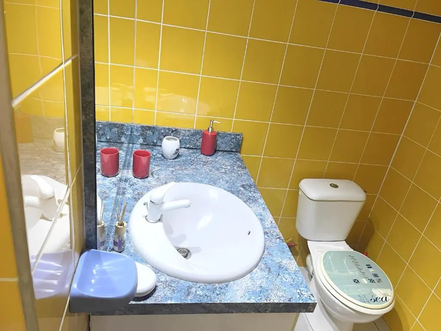 Apartment With 2 Bedrooms In Le Moule With Enclosed Garden And Wifi 300 M From The Beach