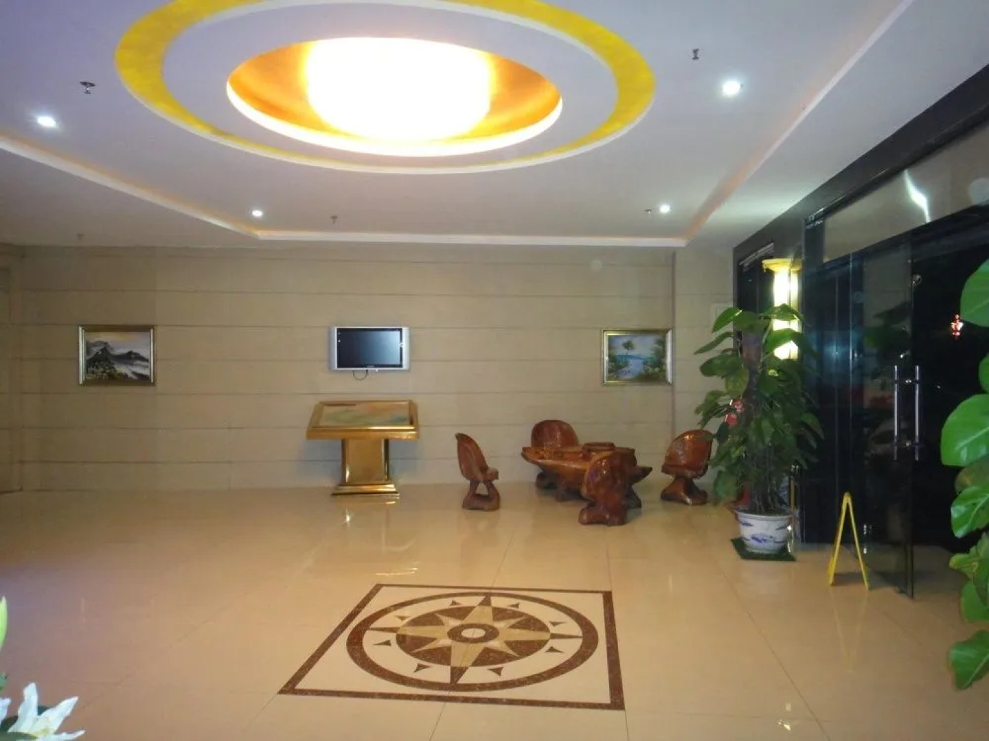 Lushan Hotel - Lushan
