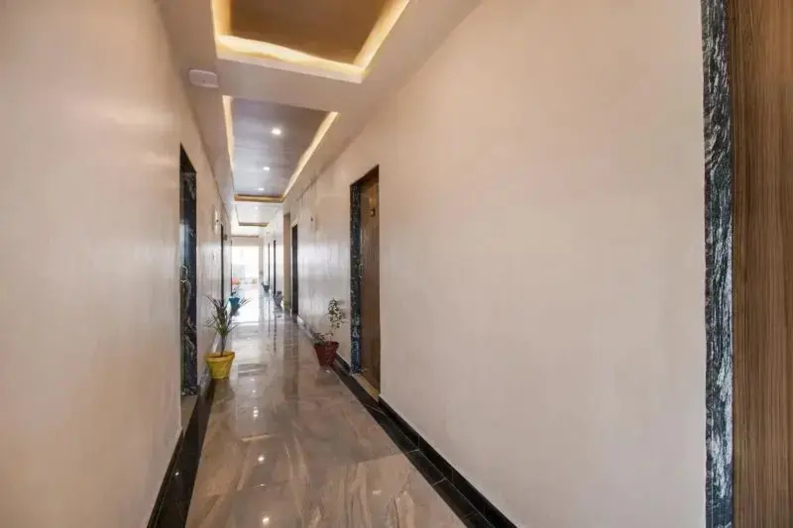 Hotel Rk Heights And Banquets by OYO Rooms