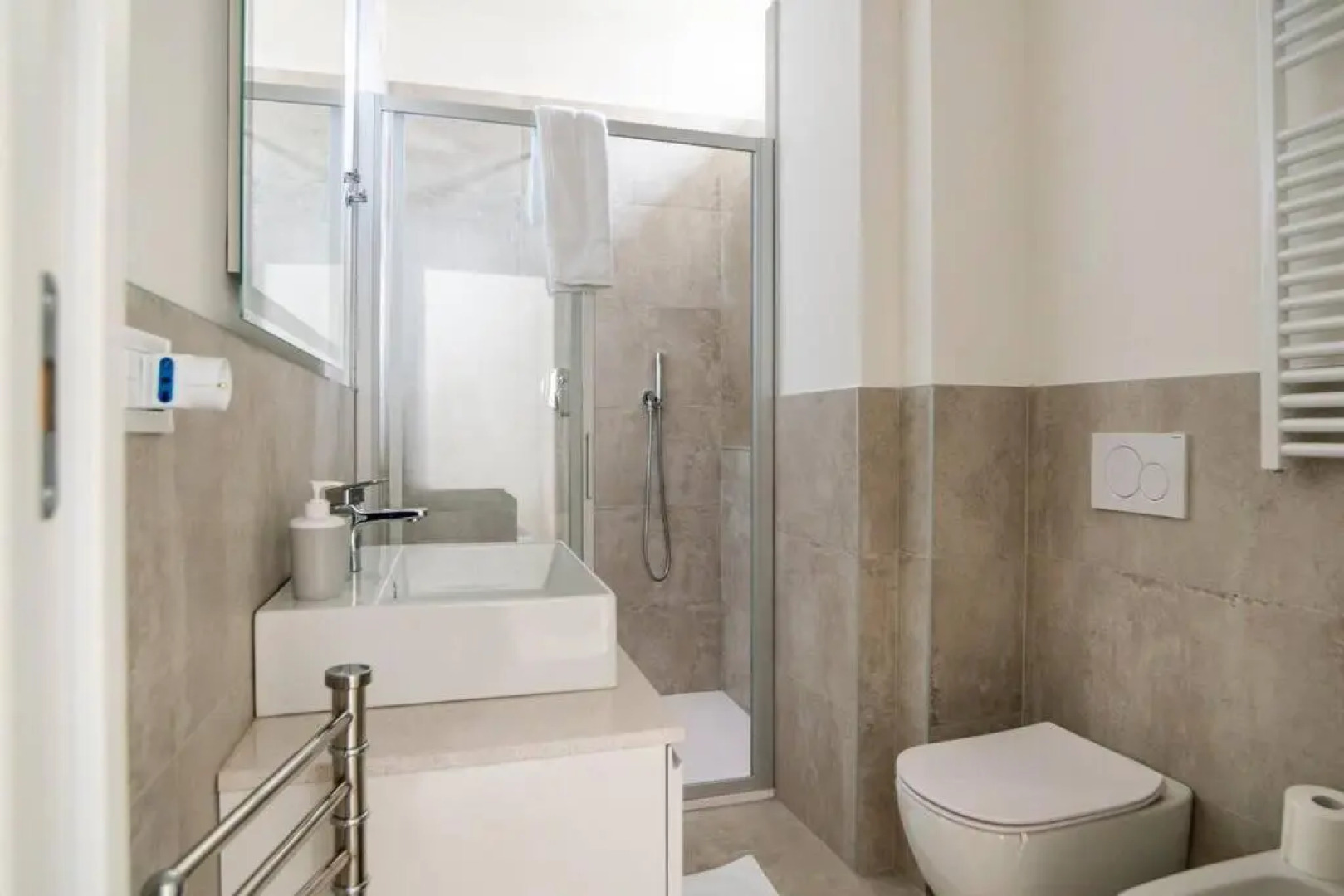 Dimora di privacy fronte parco e ospedale di Monza