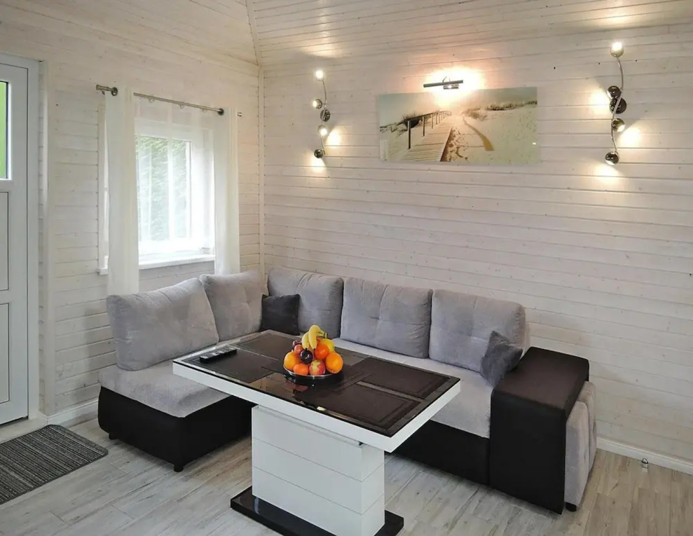 A Comfortable Holiday Home With a Swimming Pool and Jacuzzi in Miedzywodzie