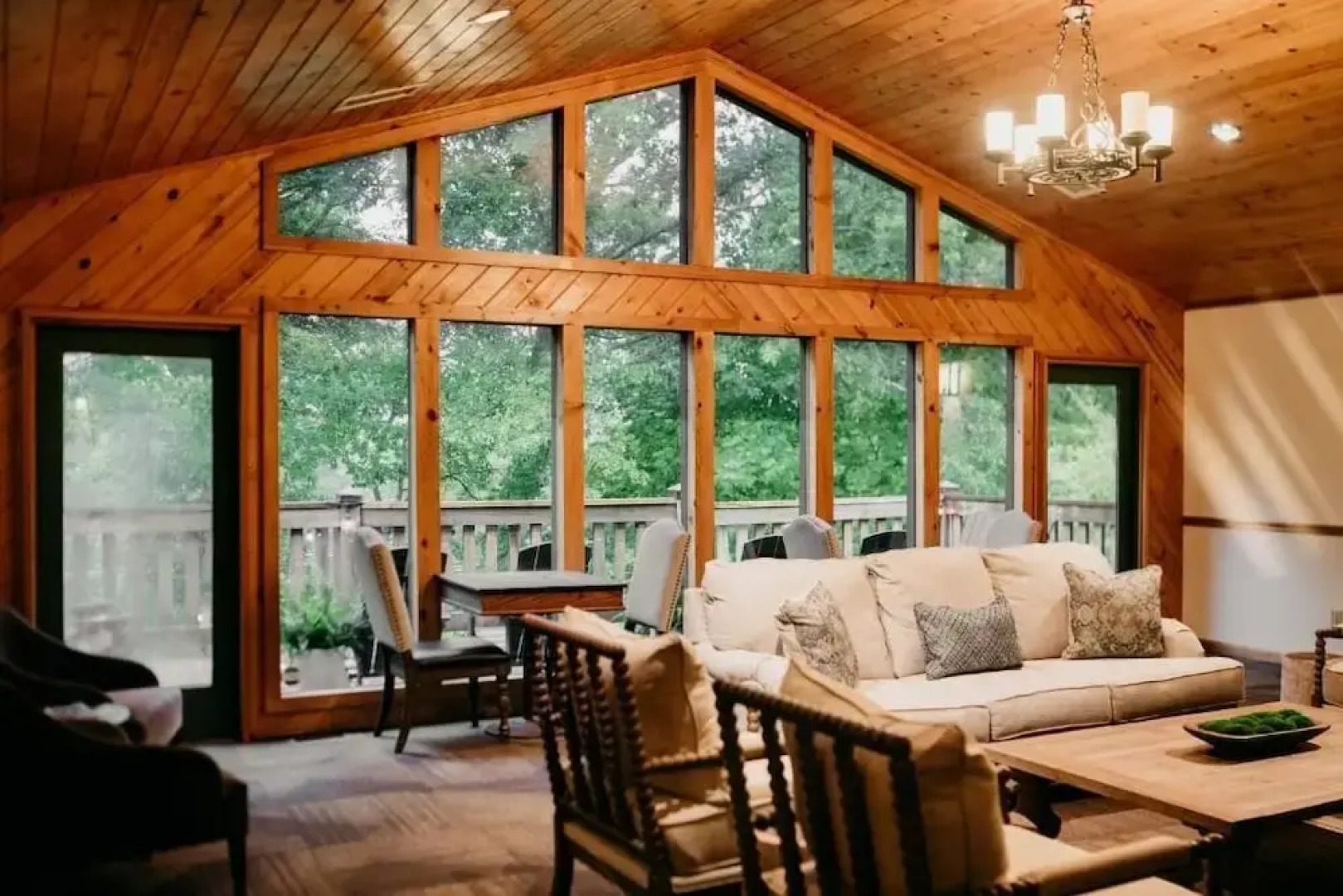 Sylvan Valley Lodge & Cellars