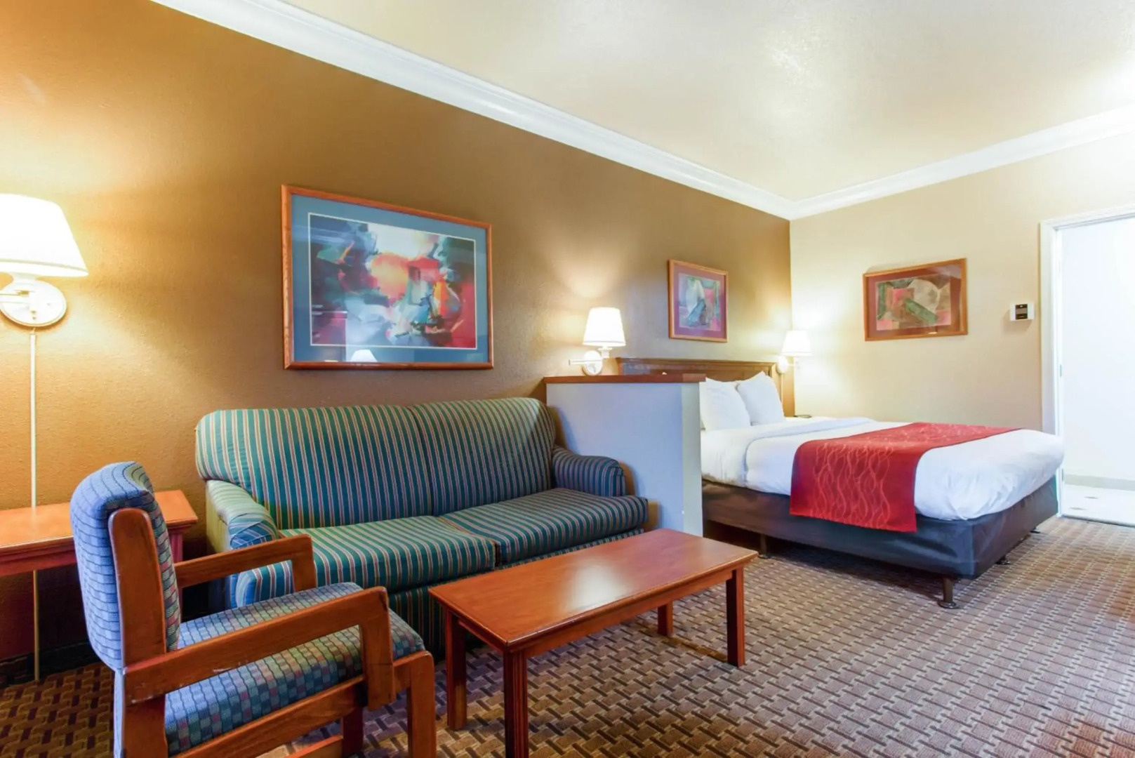 Comfort Inn and Suites San Francisco Airport North