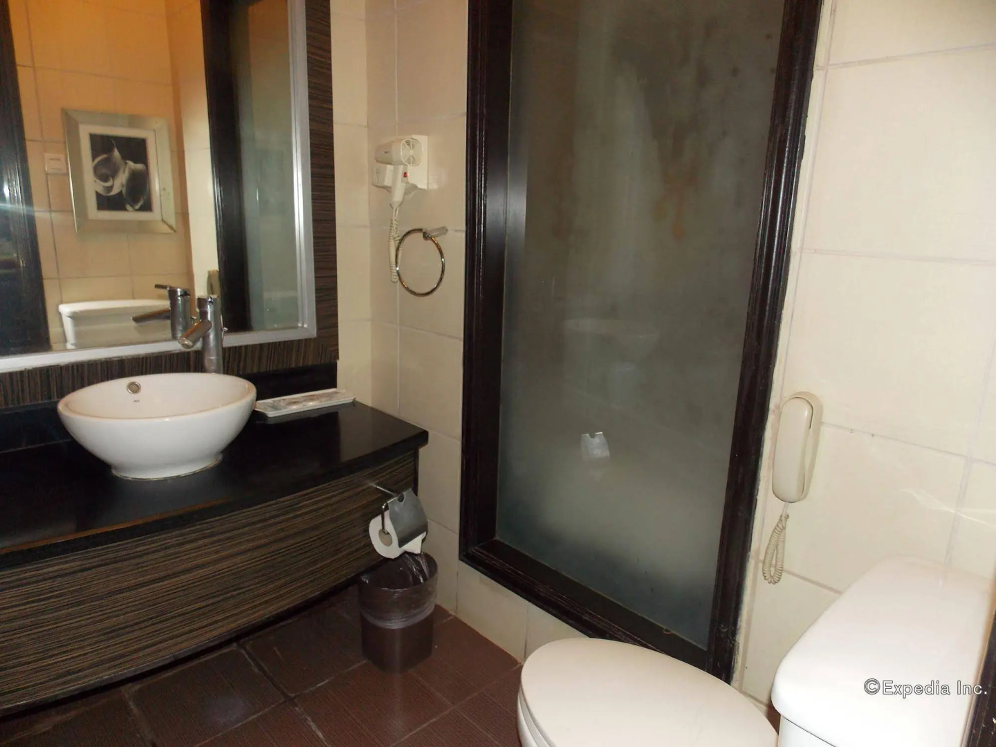 Planta Centro Bacolod Hotel & Residences