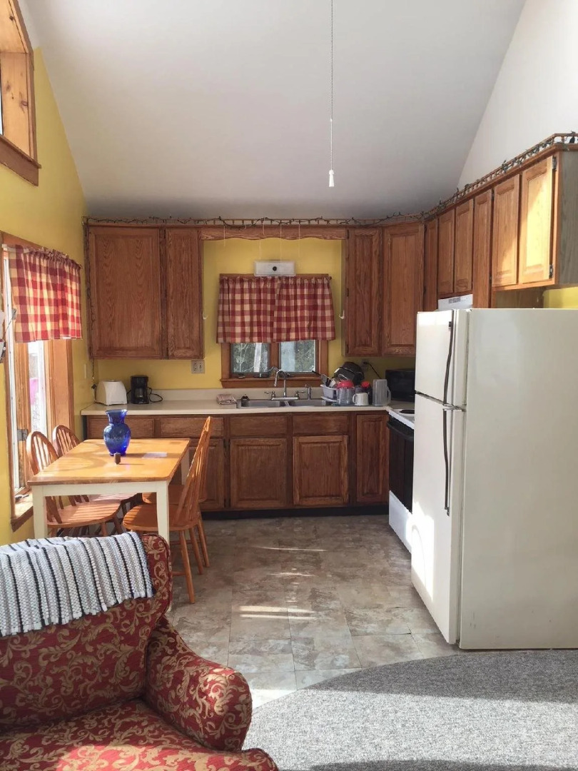 Fireside Inn & Suites - Belfast