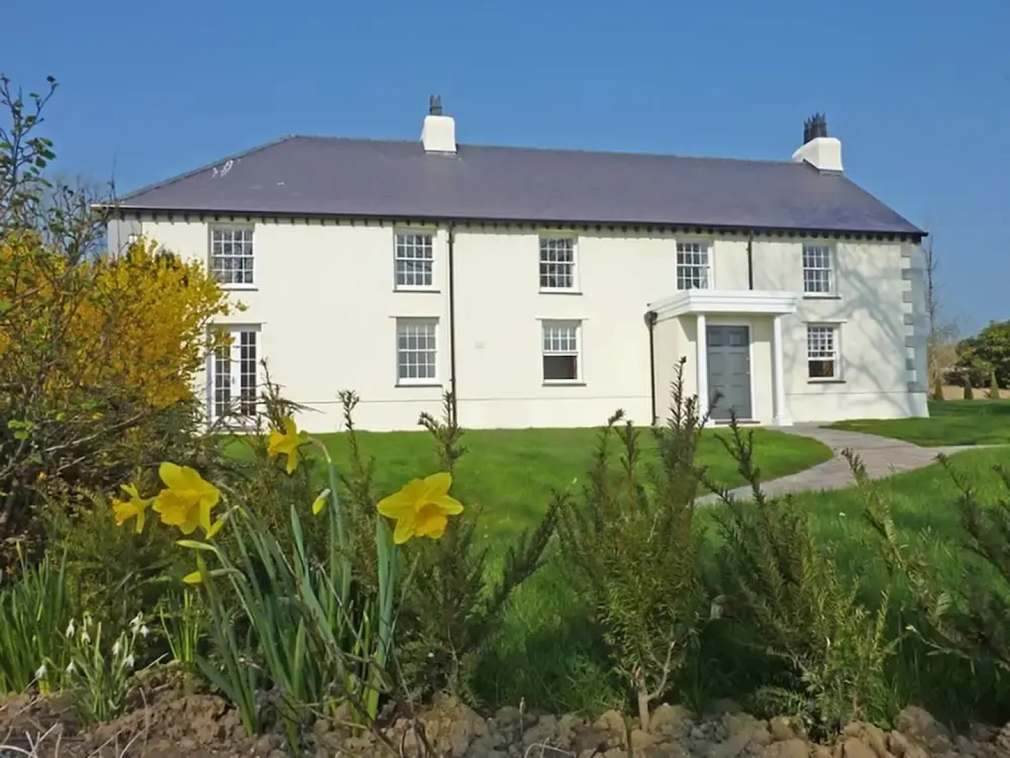 Clynnog House