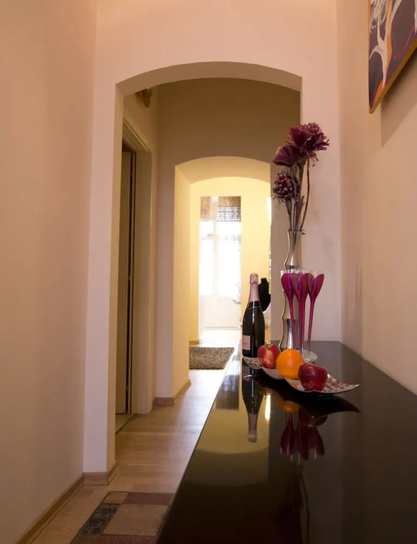 Red Hotel Downtown Unirii