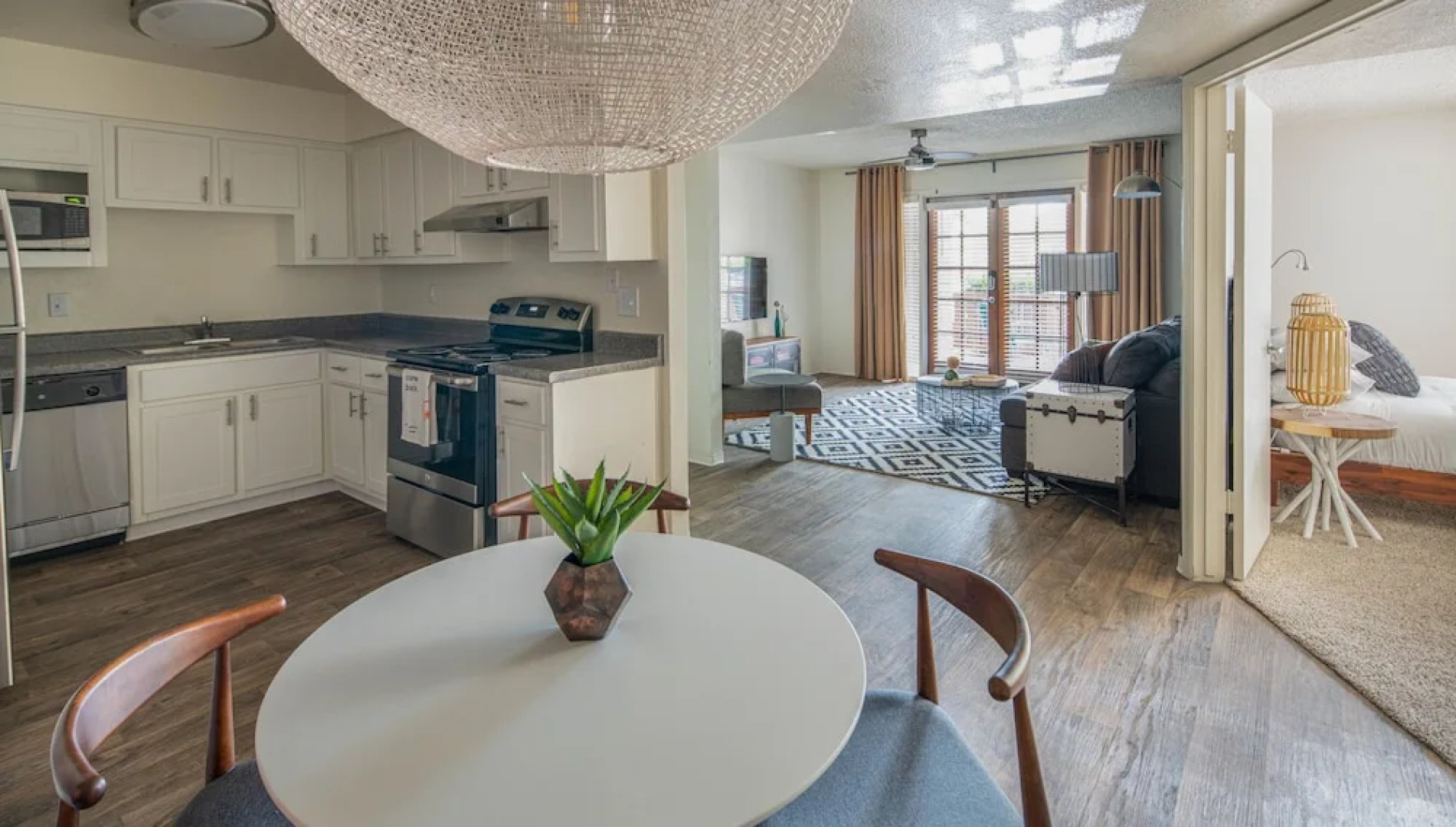 Cozy 2BR Heated Pool 219 by Wanderjaunt