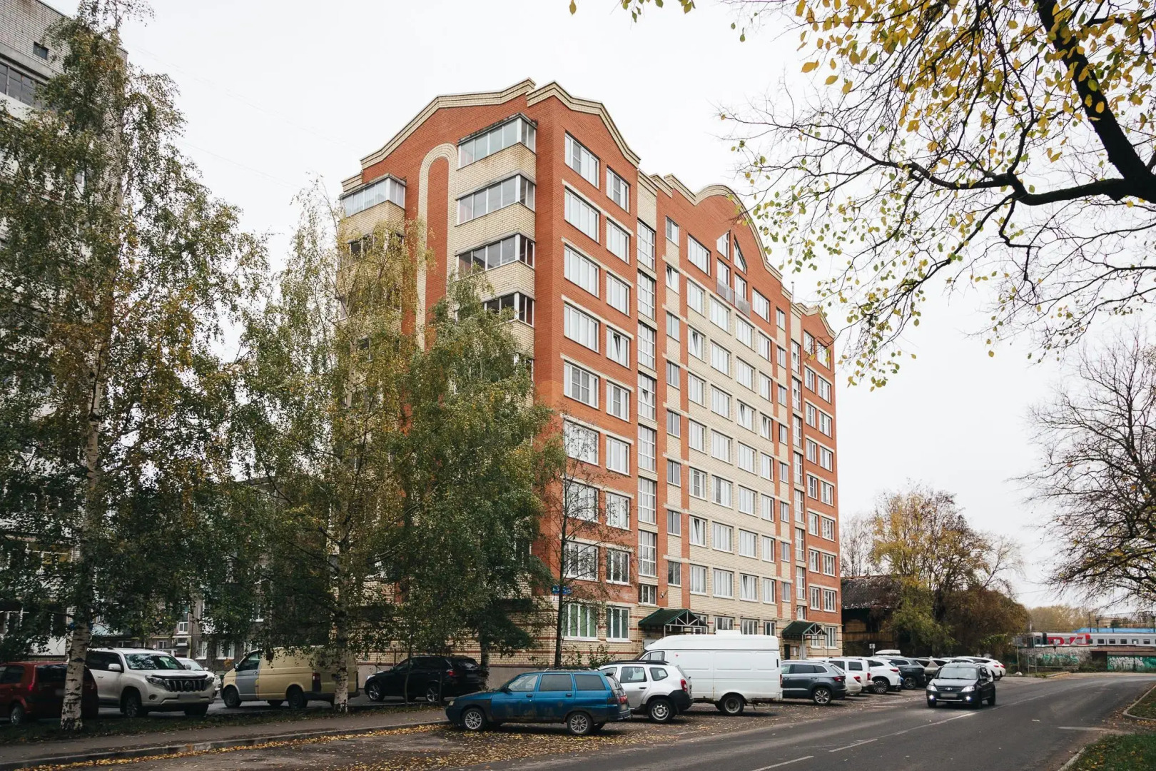 Две Подушки на ул. Левичева, д. 19