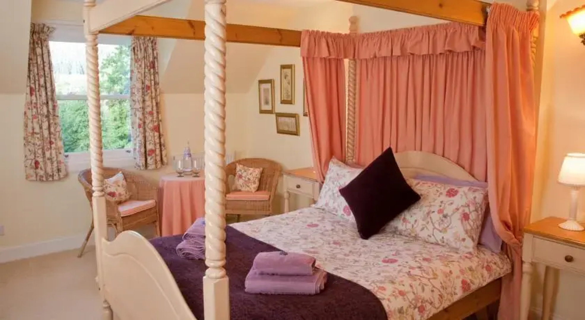 Cromald Cottages - East & West