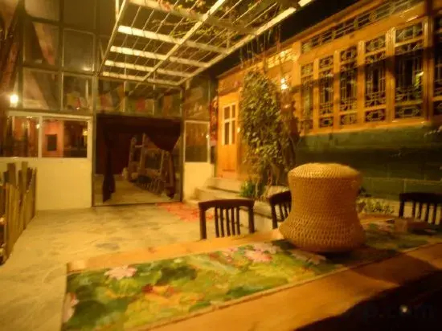 Yuanfang Family Courtyard Inn