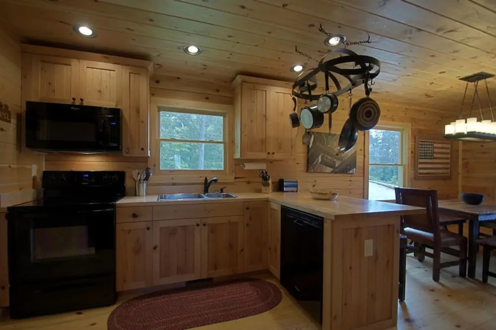 Jaisel's Cabin - 3 Br Cabin
