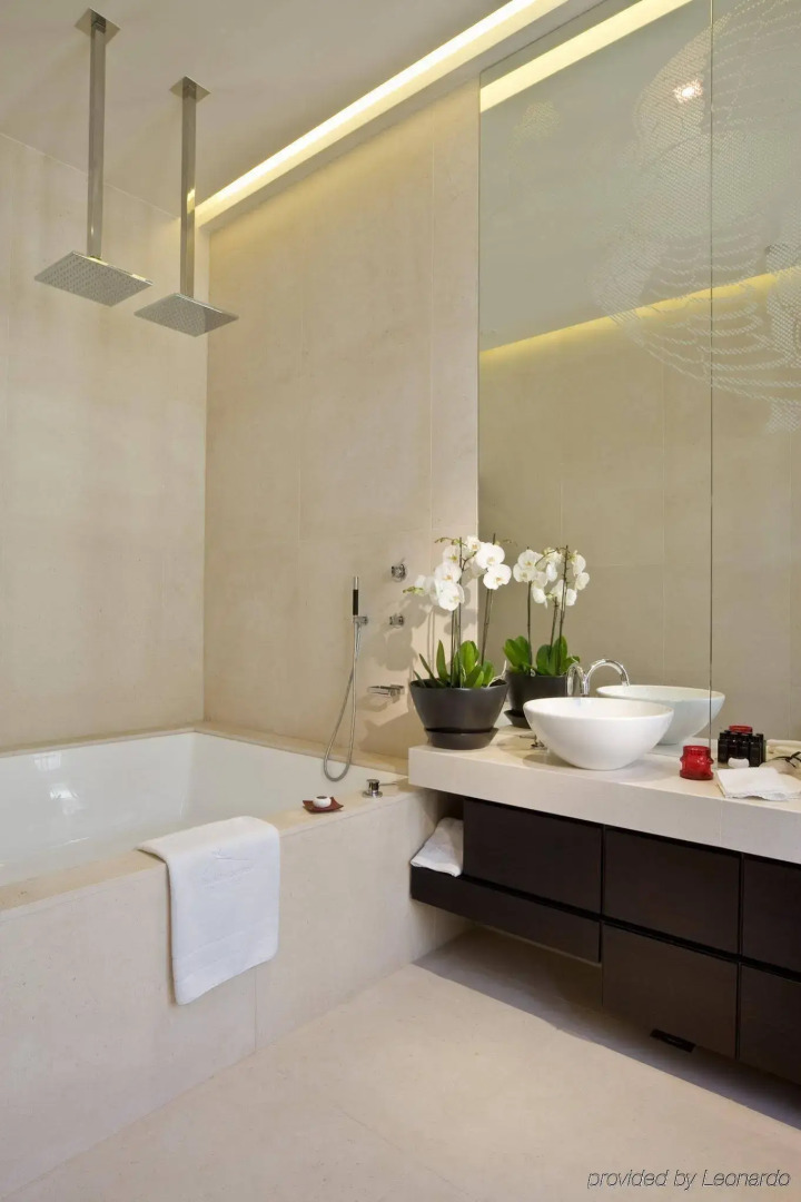 Buddha-Bar Hotel Budapest Klotild Palace