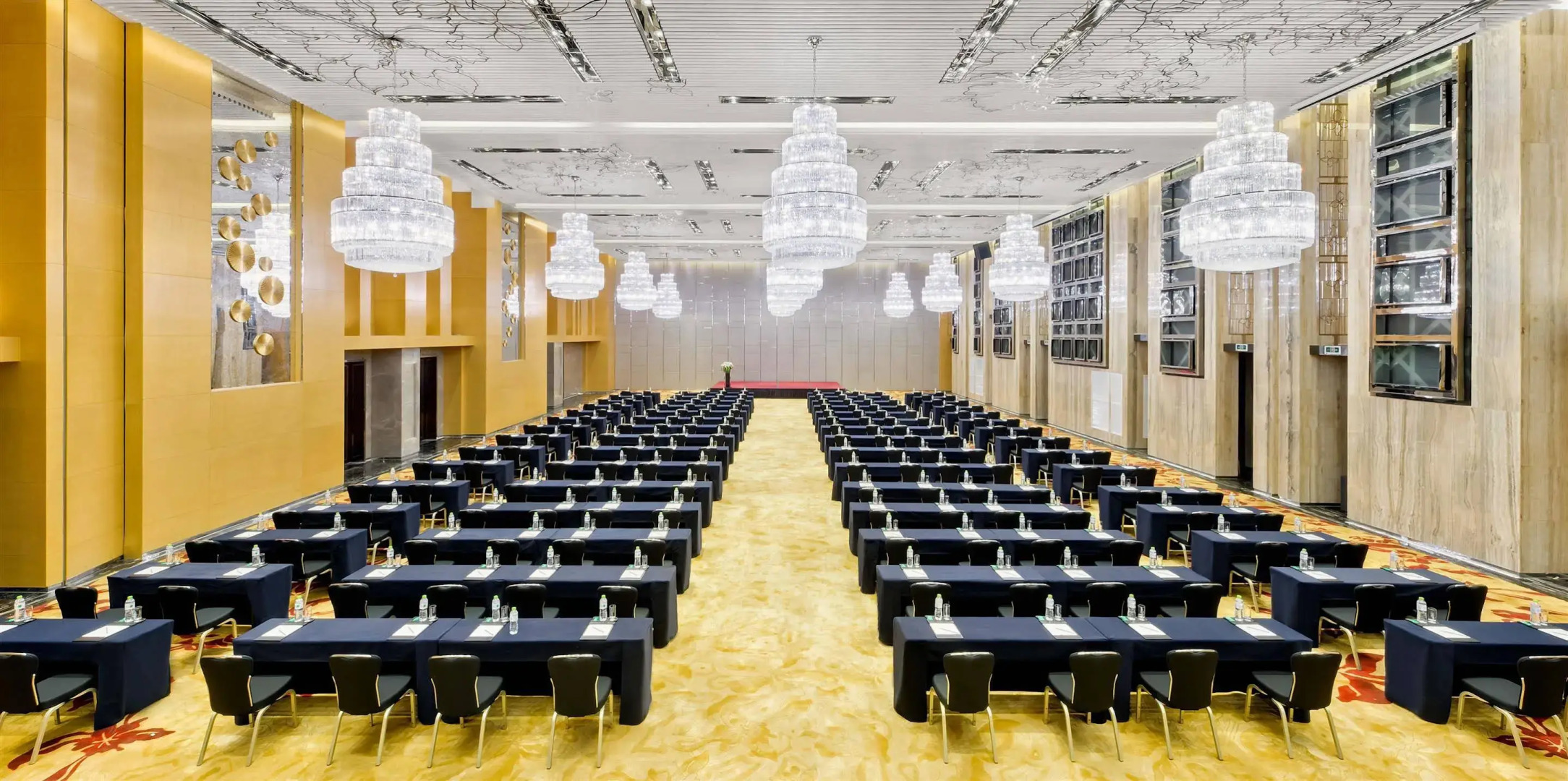 Wyndham Garden Yuhuan Downtown