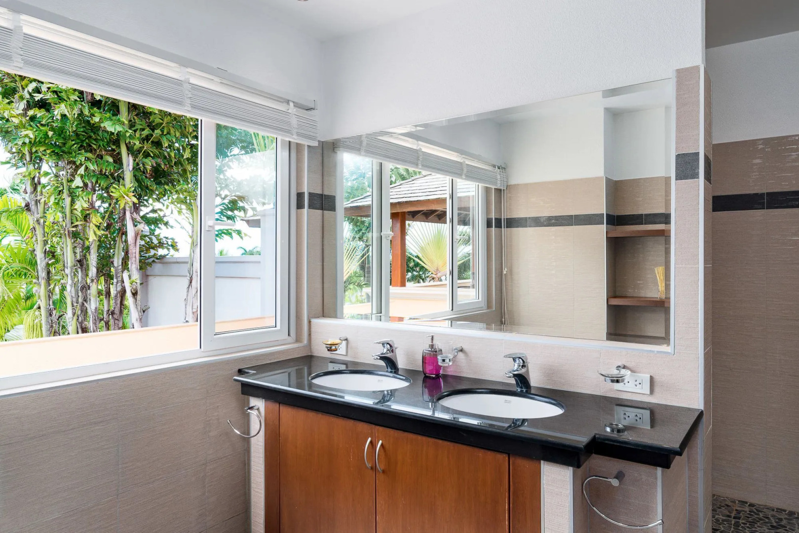 Sunset View Luxury Pool Villa