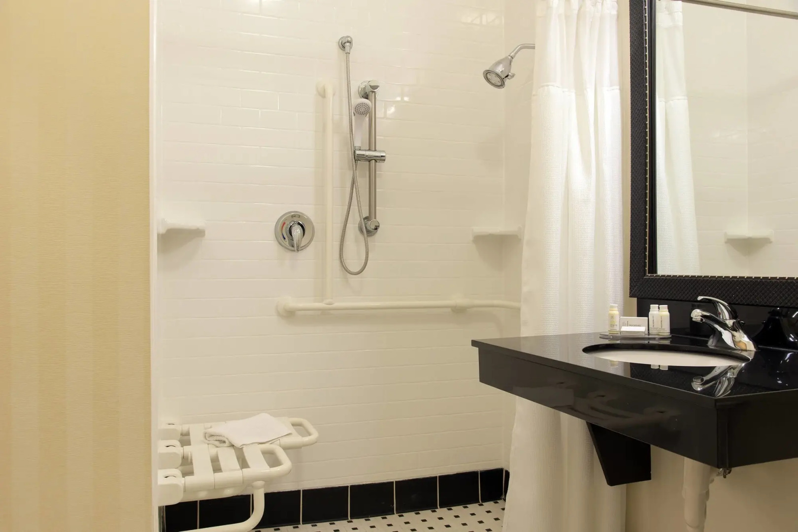 Fairfield Inn & Suites by Marriott Omaha Downtown