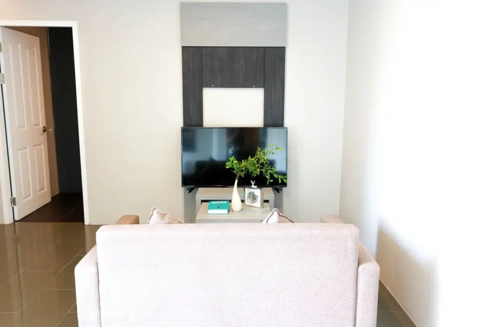 RQ Bangkok Sukhumvit 107 by Collection O