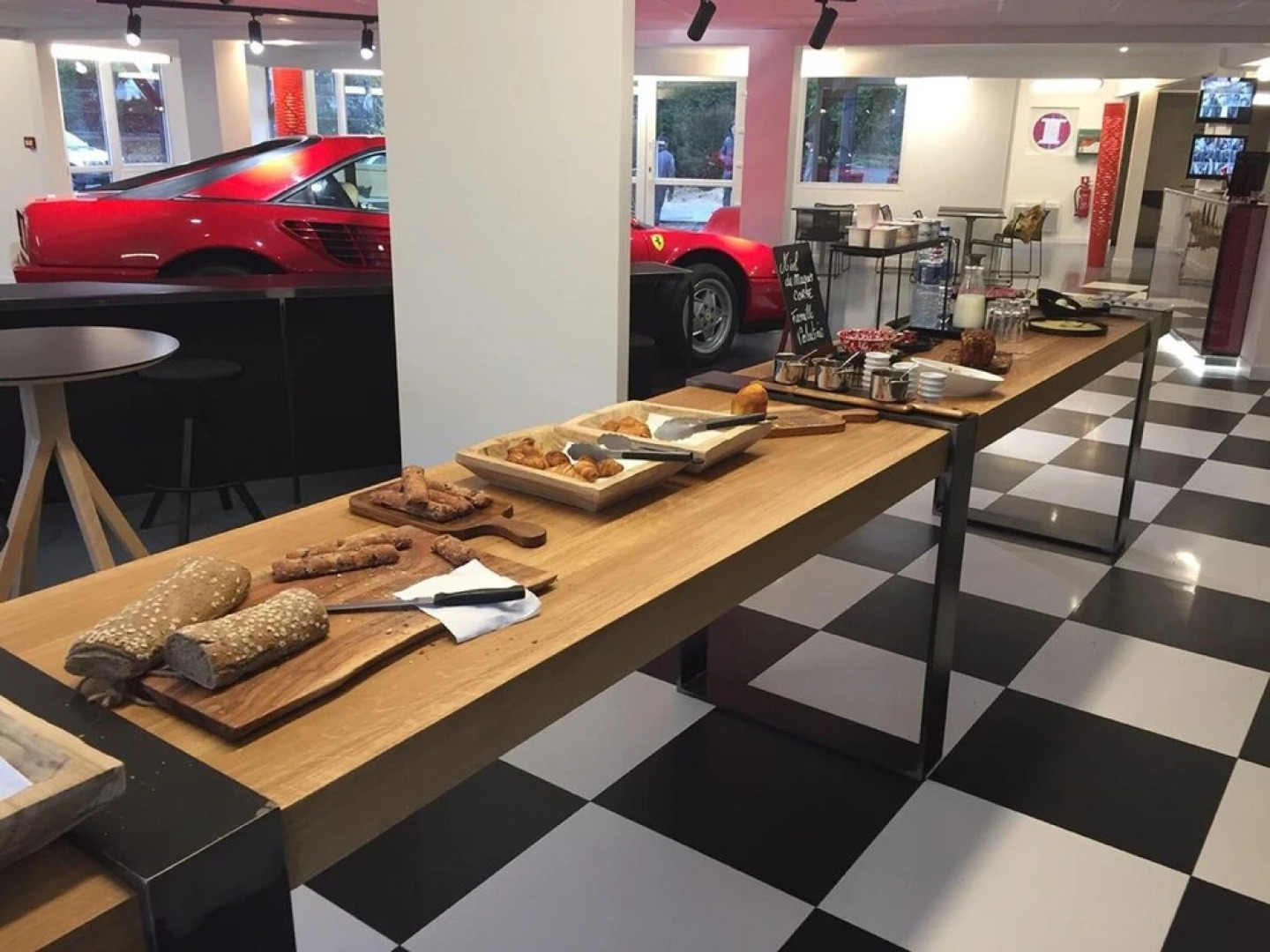 Enzo Trappes by Kyriad Direct