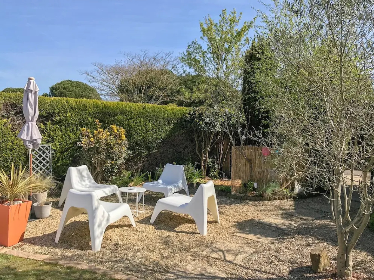 Petite Maison Avec Piscine