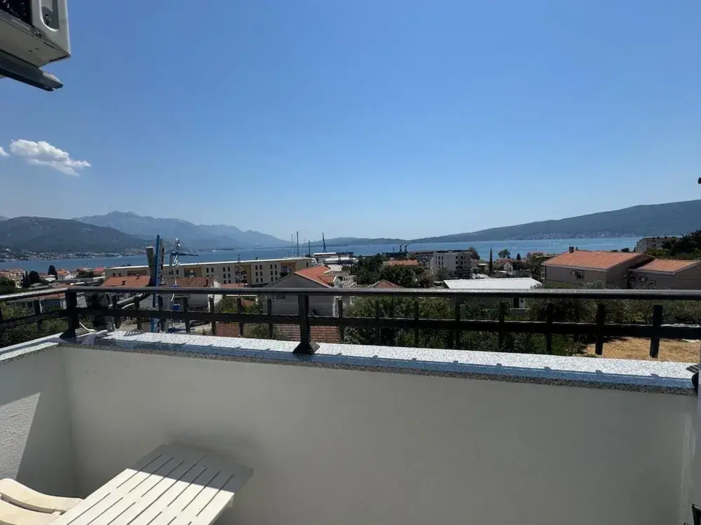 Apartments Janda Bijela