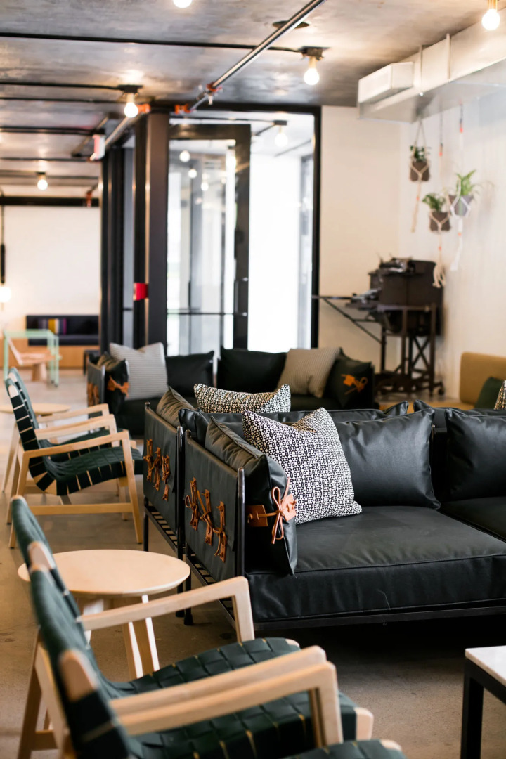 Trumbull and Porter Hotel