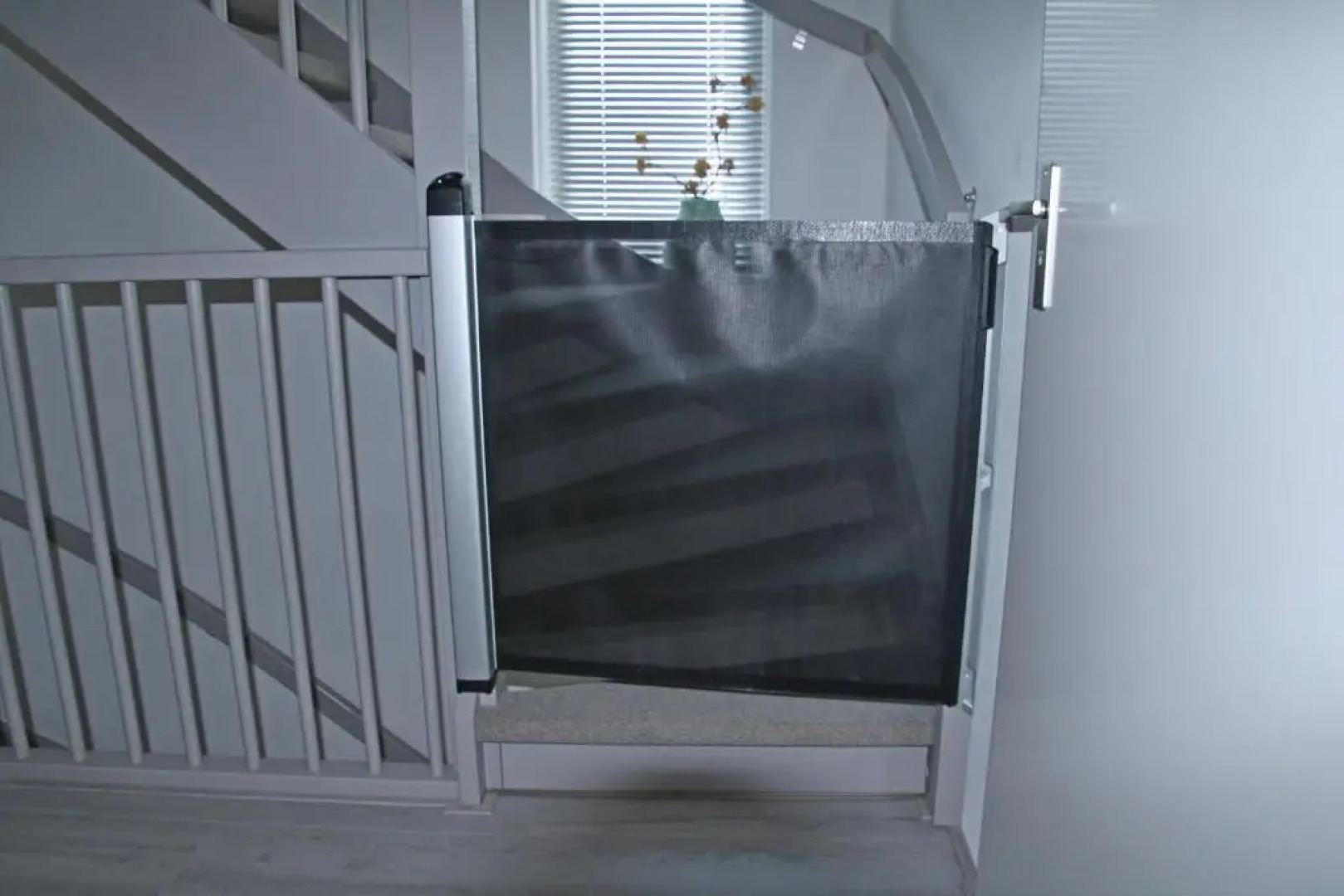 Heerenveen zonnige hoekwoning met tuinkamer en eigen parkeerplaats