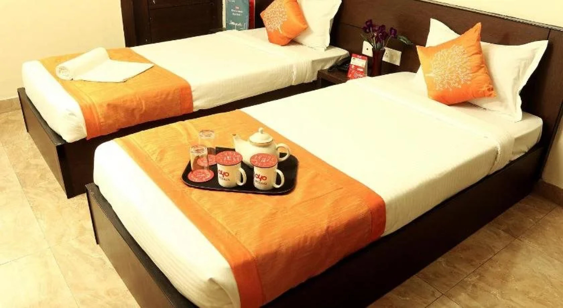 OYO Rooms Jatin Das Park Metro Station