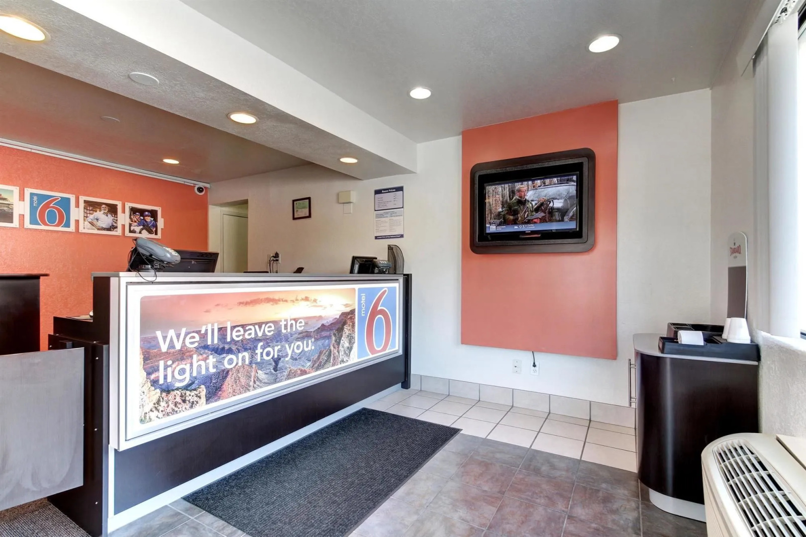 Motel 6 Ogden, UT- Downtown