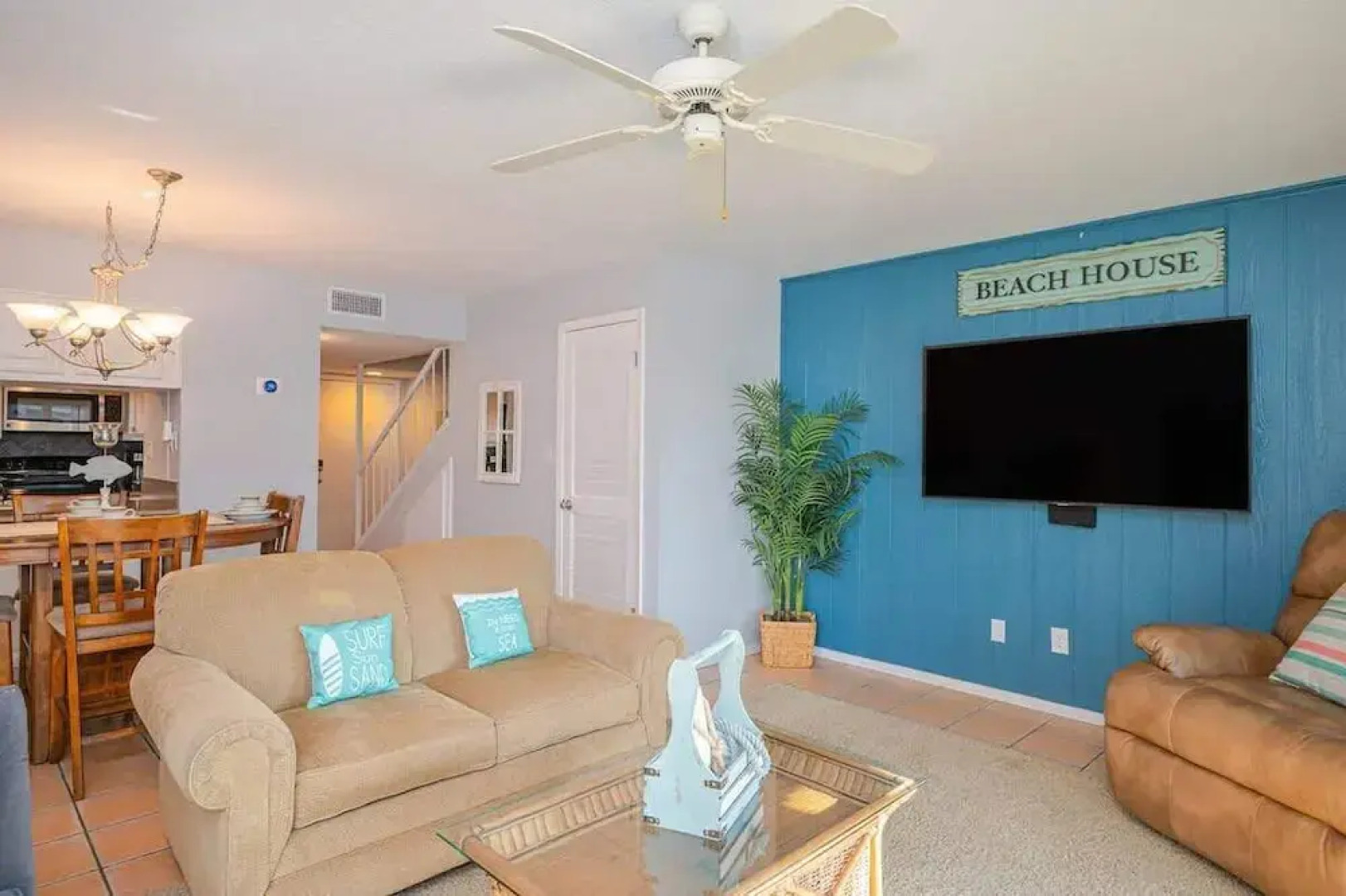 Seaside Cottage With Water Views!