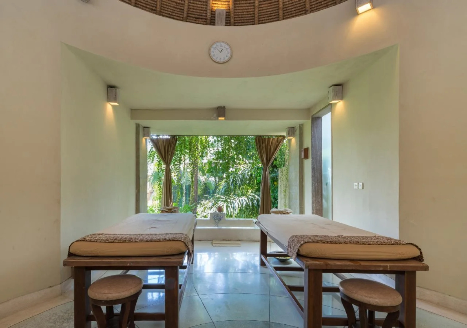 Курортный отель Wapa di Ume Ubud Resort & Spa