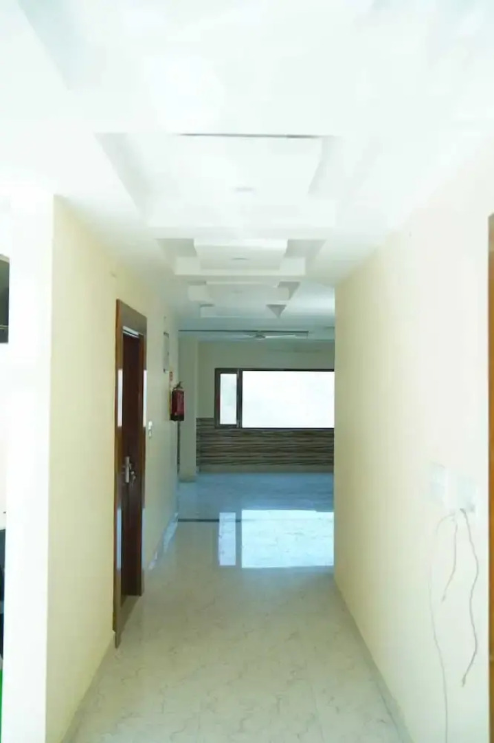 Hotel Mandakini Palace