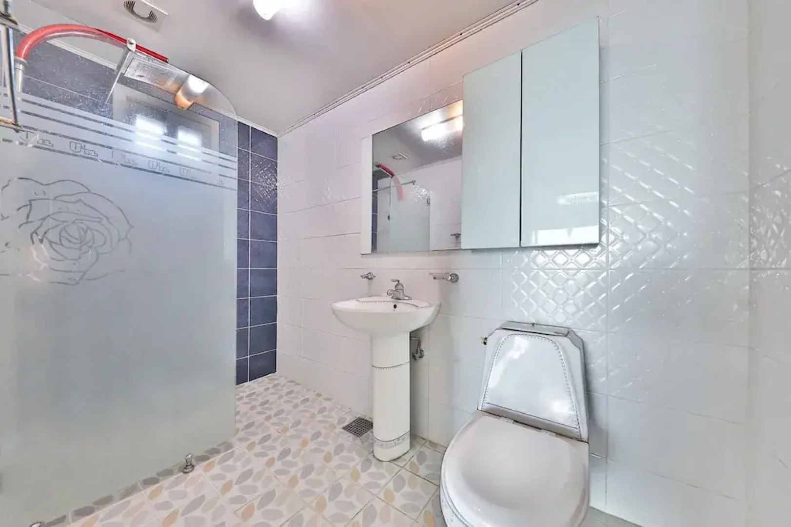 Ganghwa Badatgashimteo Pension