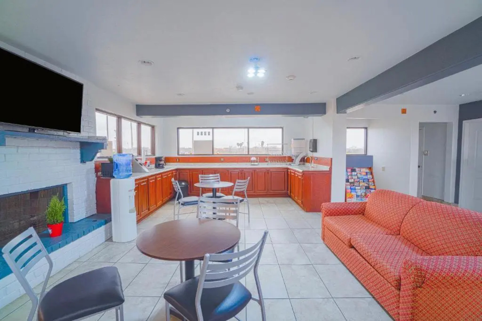 OYO Hotel Kingsville Hwy 77