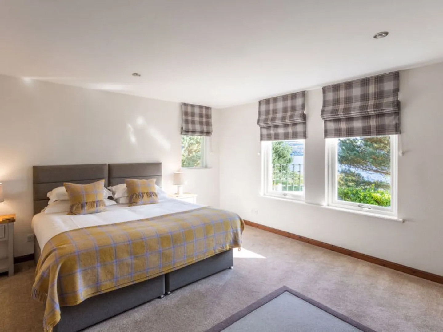 House Ness Side Drumnadrochit