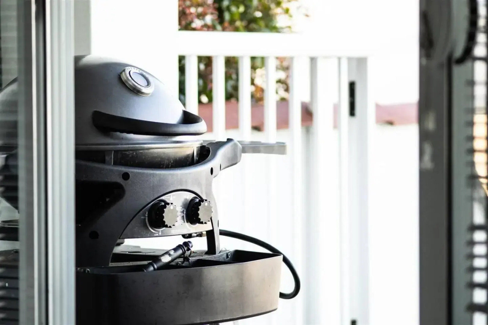 Canal Home -Close to Beach and City Centre