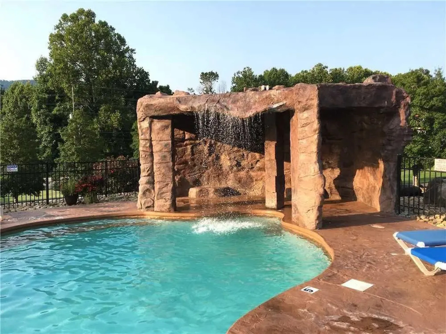 Easy As Pie - Three Bedroom Cabin