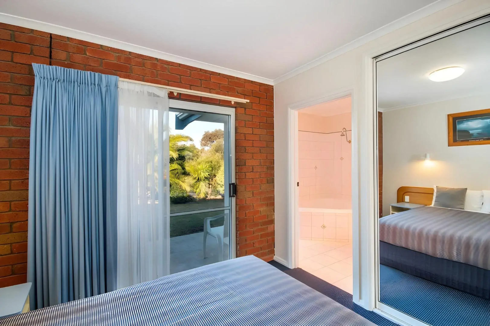 Torquay Tropicana Motel