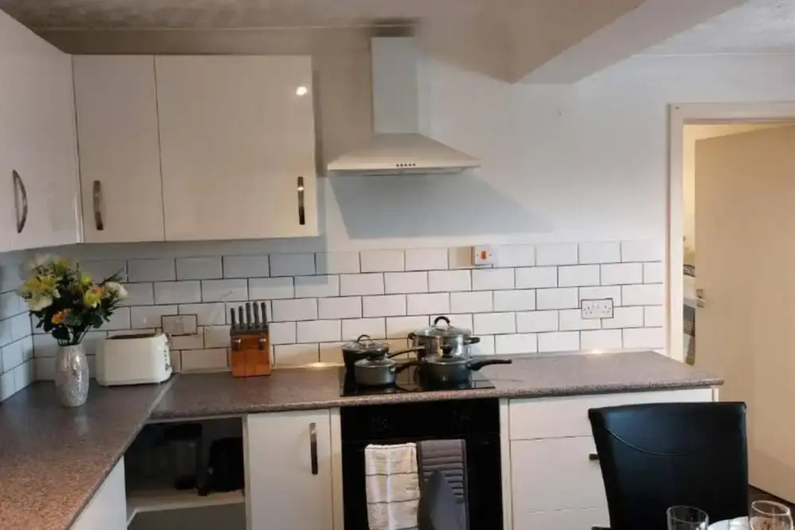 Gilling Villa Remarkable 4-bed House in Gillingham