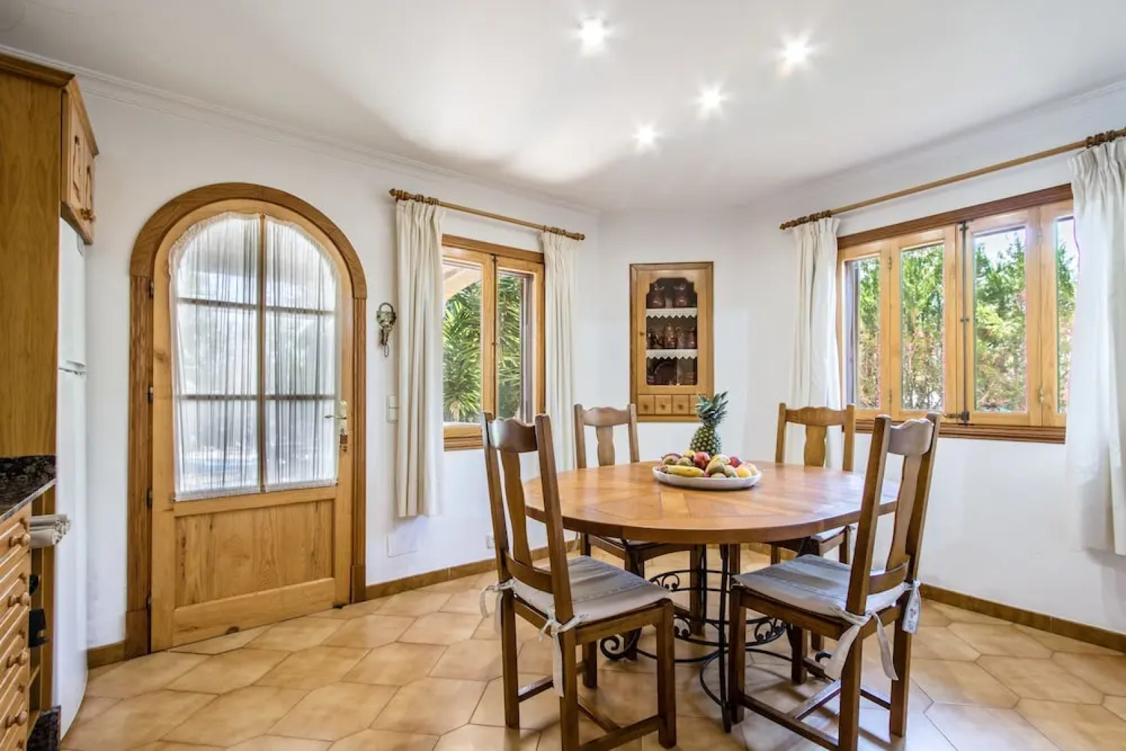 Gual house with private pool