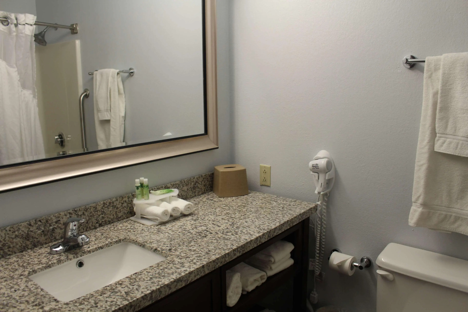 Best Western Holiday Manor