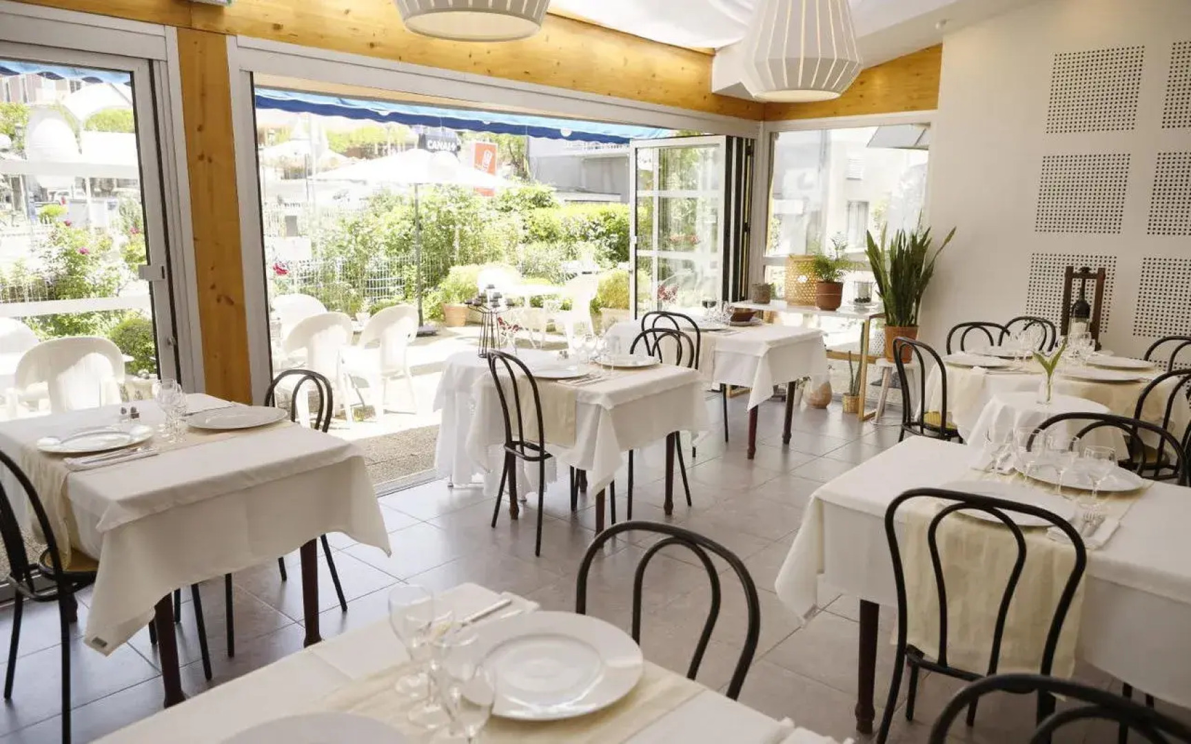 Logis Hotel Lauzeraie