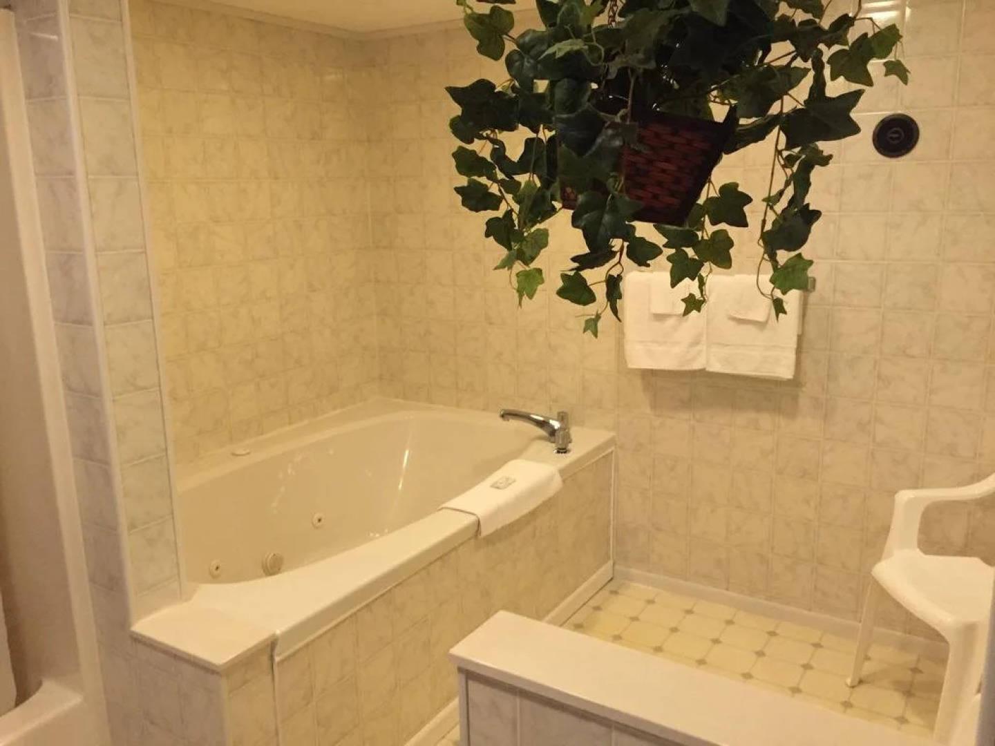 Lighthouse View Motel