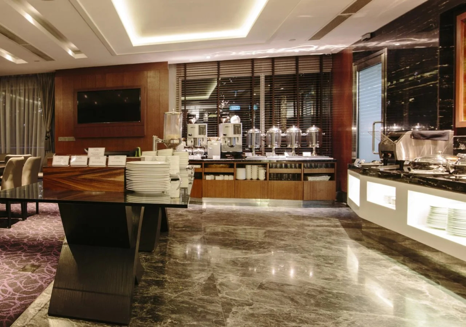 Aqueen Hotel Paya Lebar