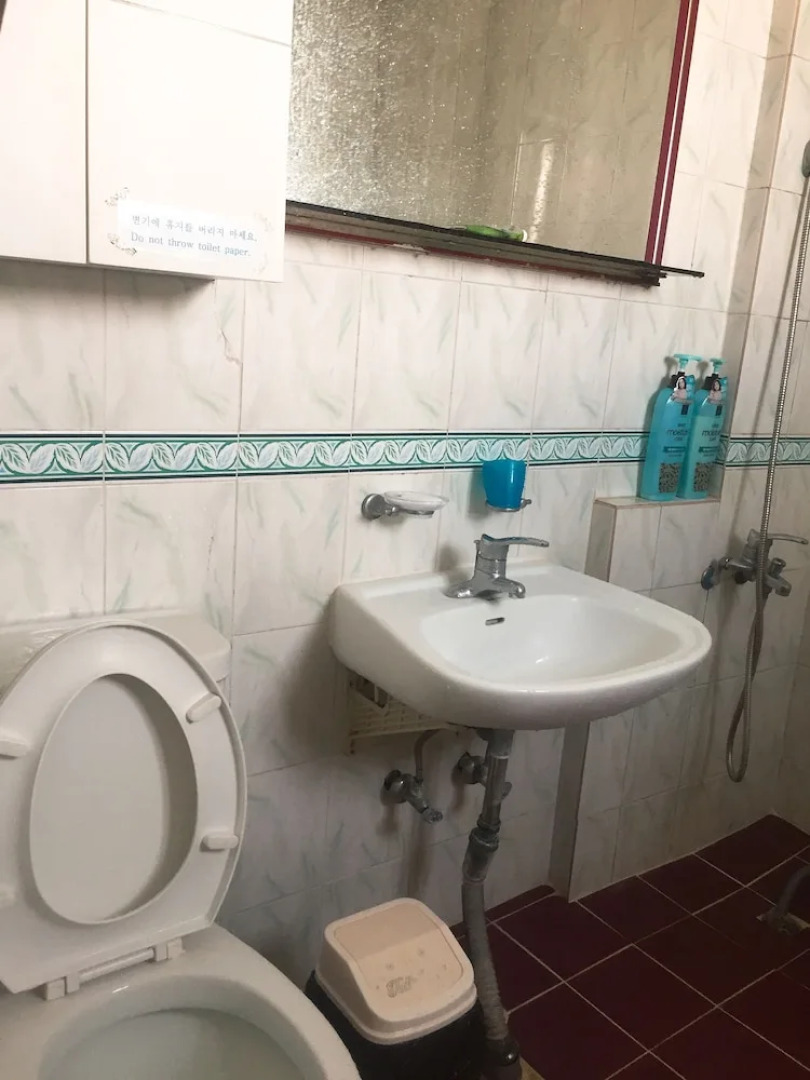 GUESTHOUSE SANTA - Hostel