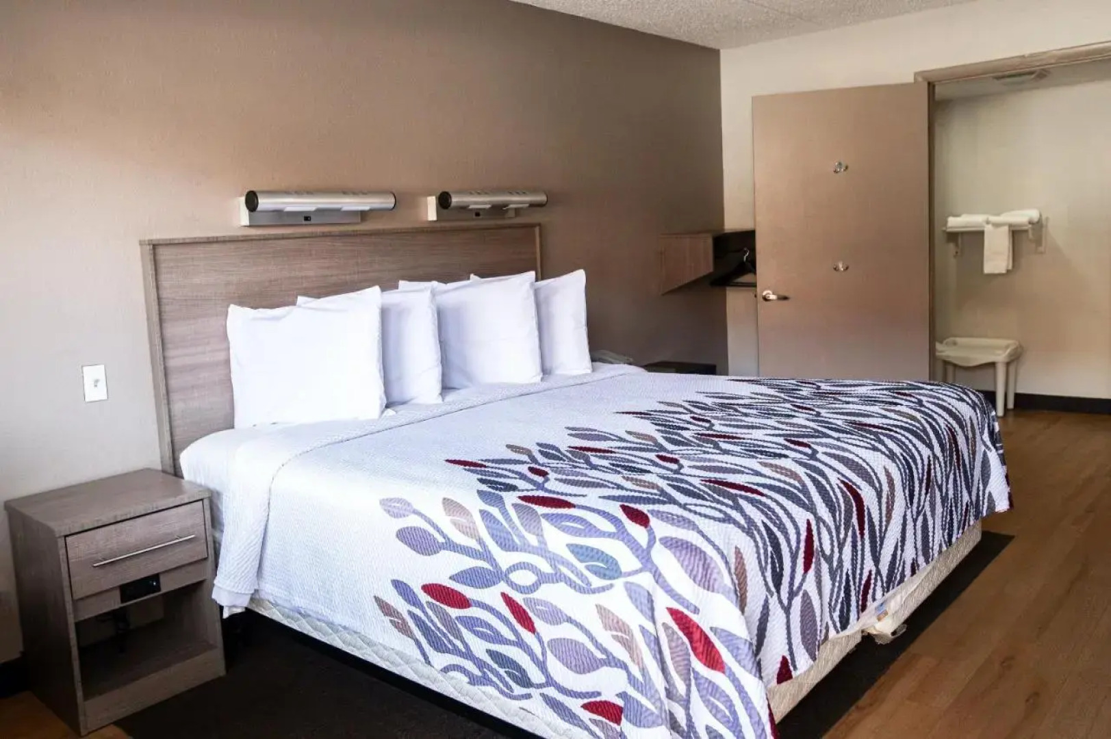 Red Roof Inn Rochester - Henrietta