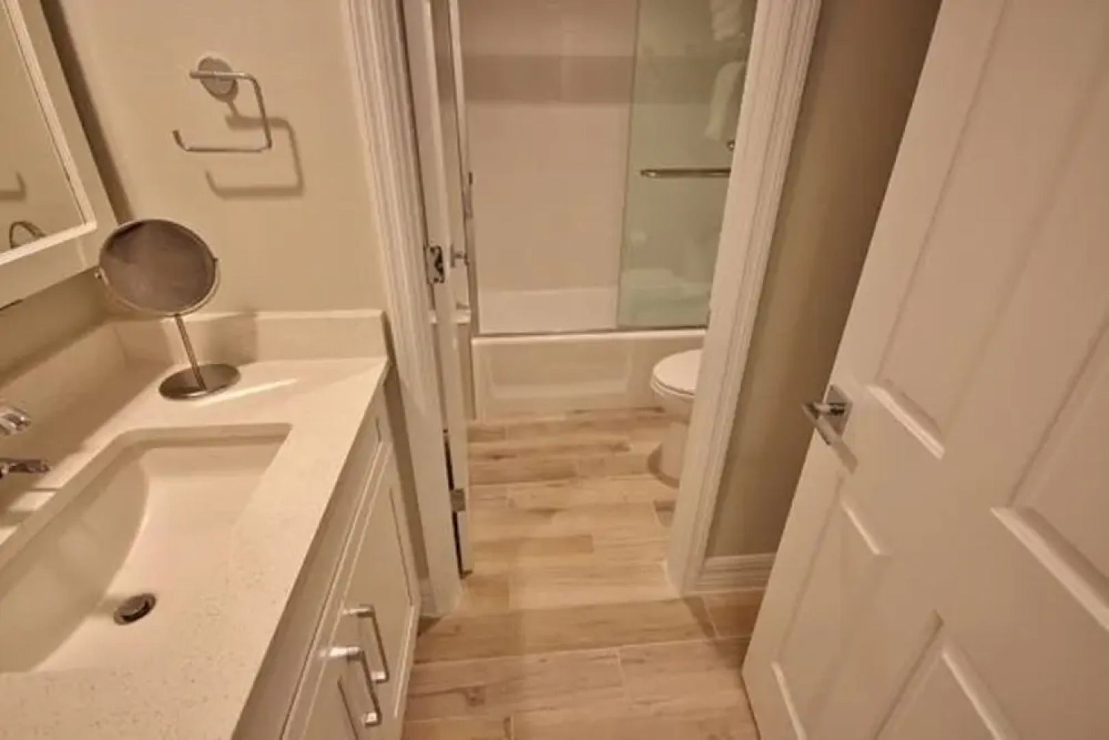 Ebb Tide 403 Apartment 3