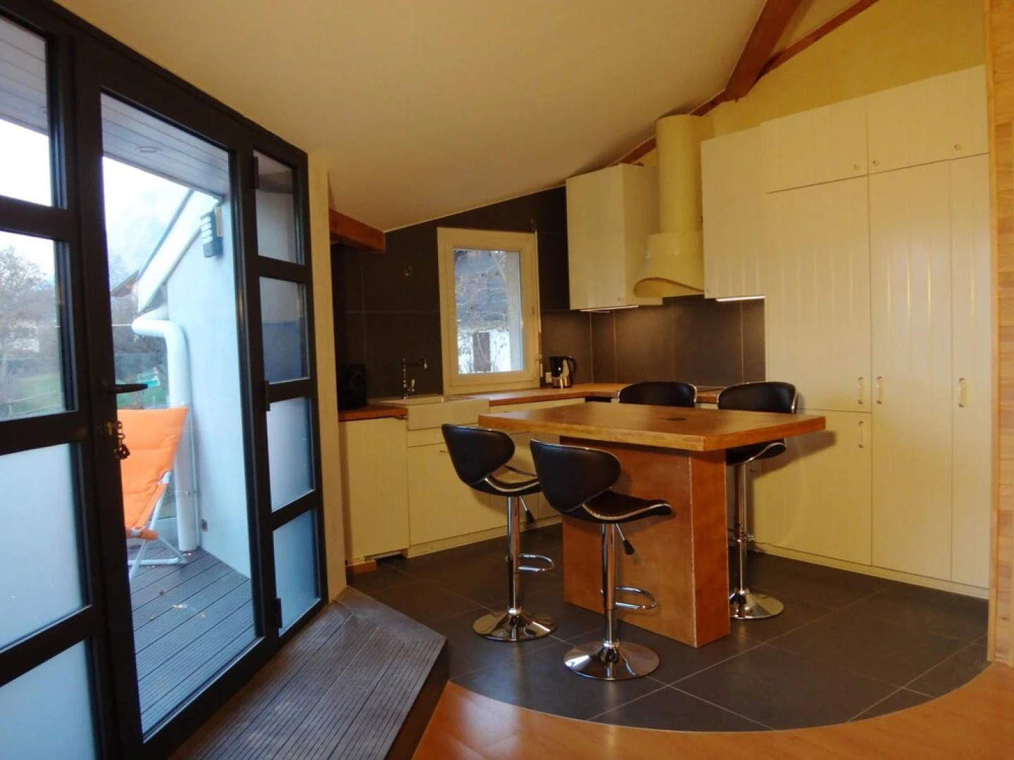 Apartment With 2 Bedrooms in Collonges-sous-salève, With Wonderful Mountain View, Shared Pool, Enclosed Garden - 5 km From the Slopes