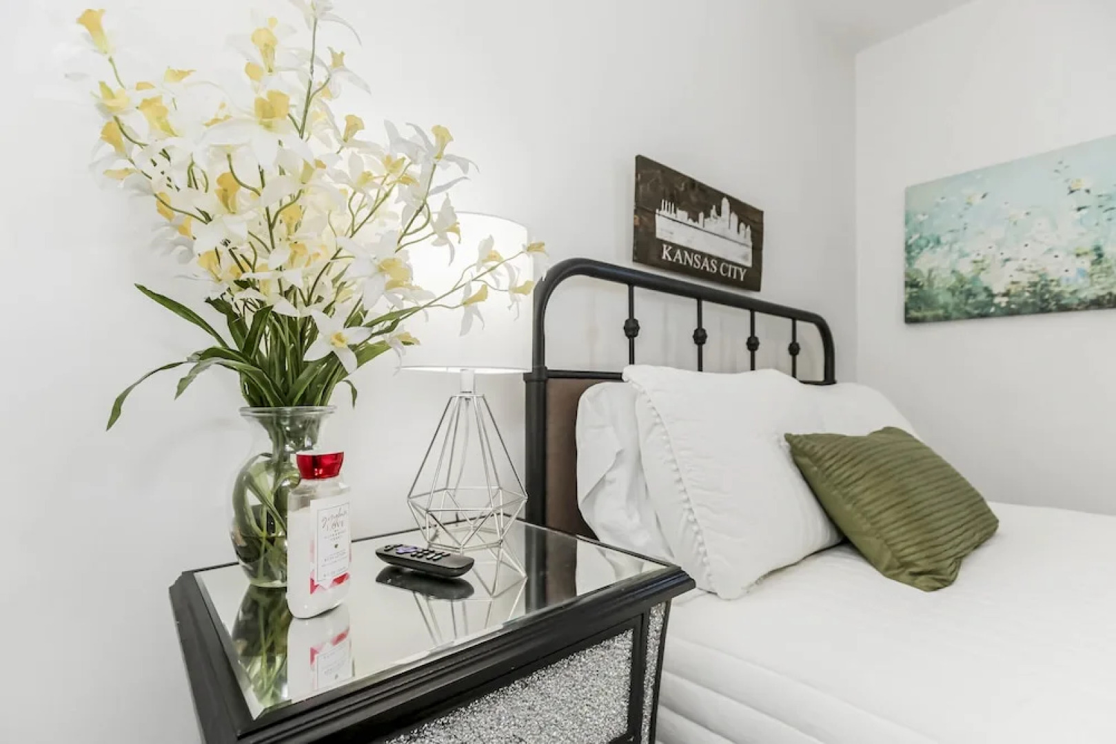 Becky & Marvels 420 Stay (Private Room)