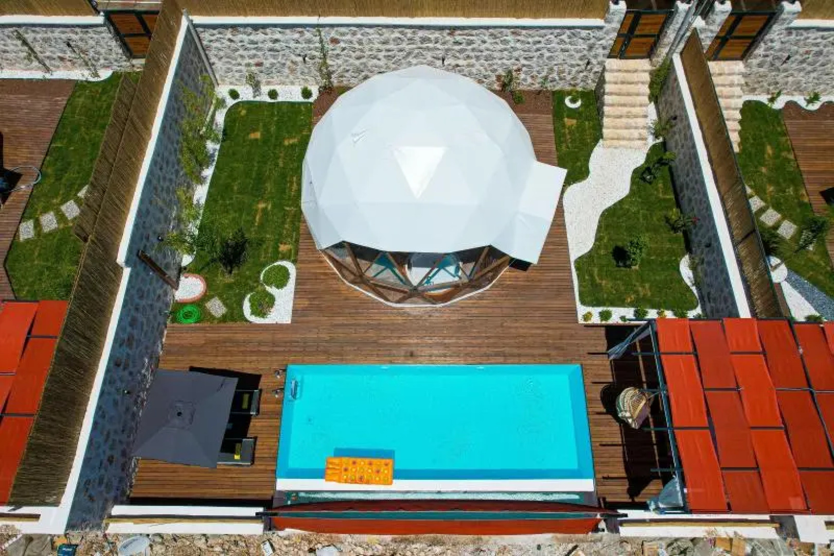 Kalkan Dome Suits & Deluxe